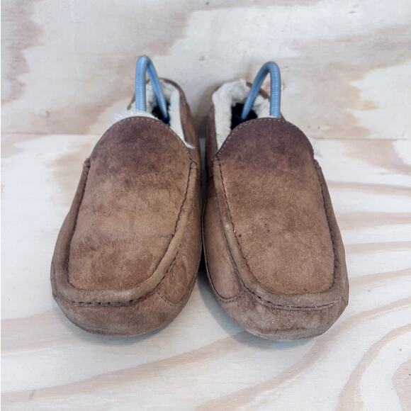 UGG Australia - Ascot - Moccasin Slipper - Brown - Men\'s - 9 - S/N 5775 main image 8